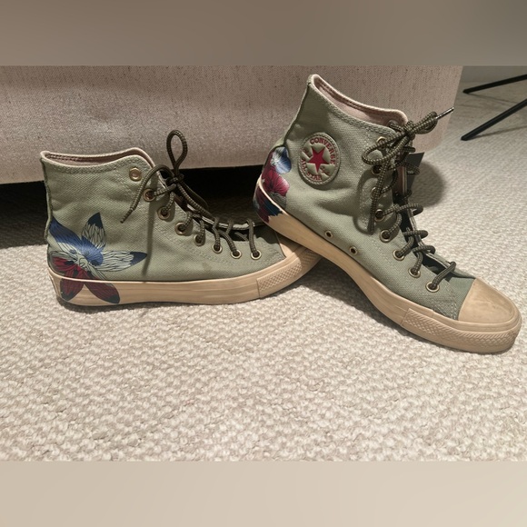 Converse Chuck Taylor|Sage Green Canvas HighTop| Flowers| Good Condition W10 M8 - Picture 12 of 12
